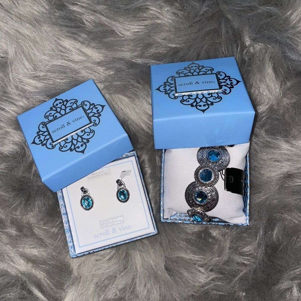 Matching Blue earrings and bracelet